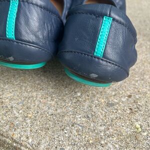 Navy blue Tieks